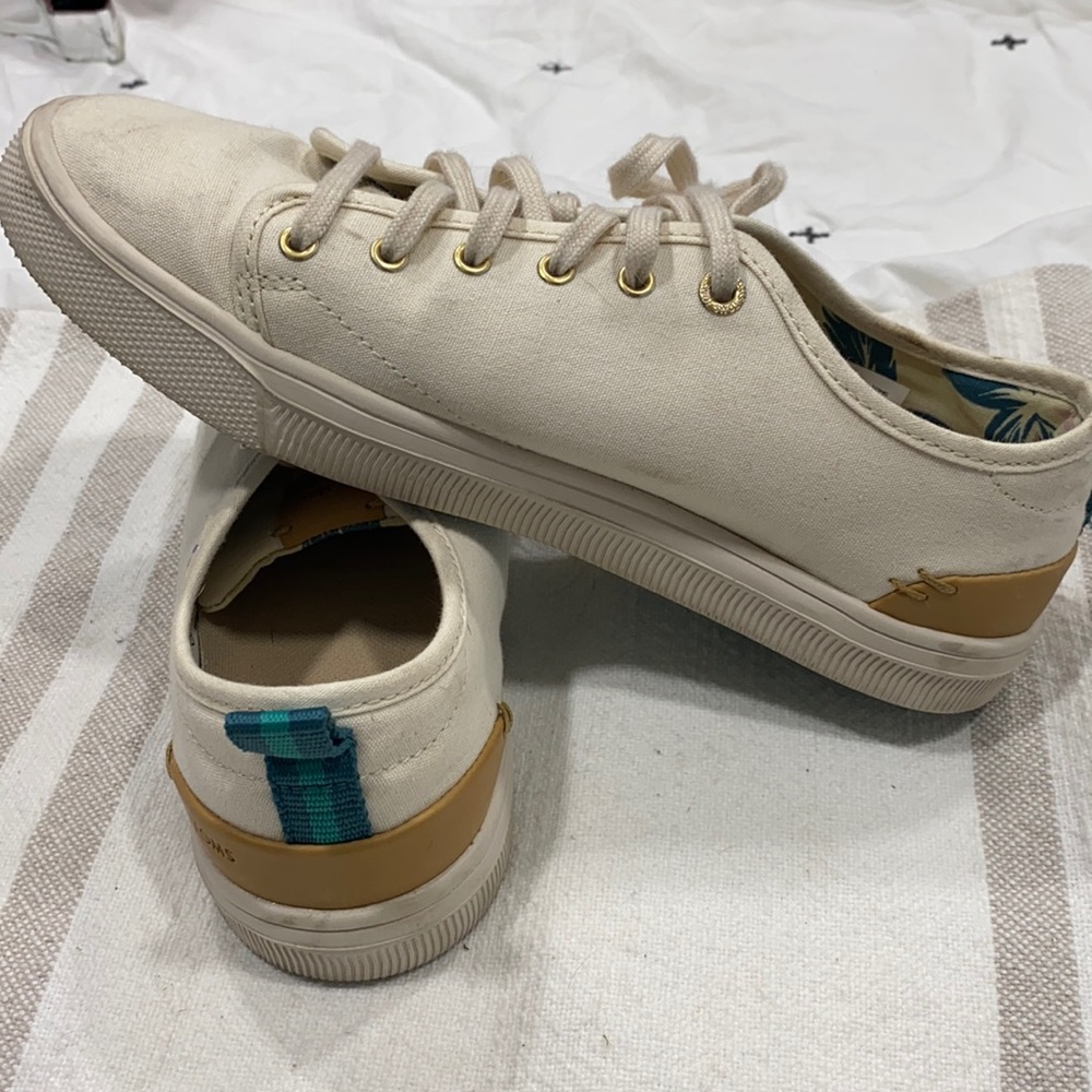 Toms Sneakers